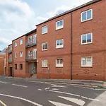 4 Crambeck Court