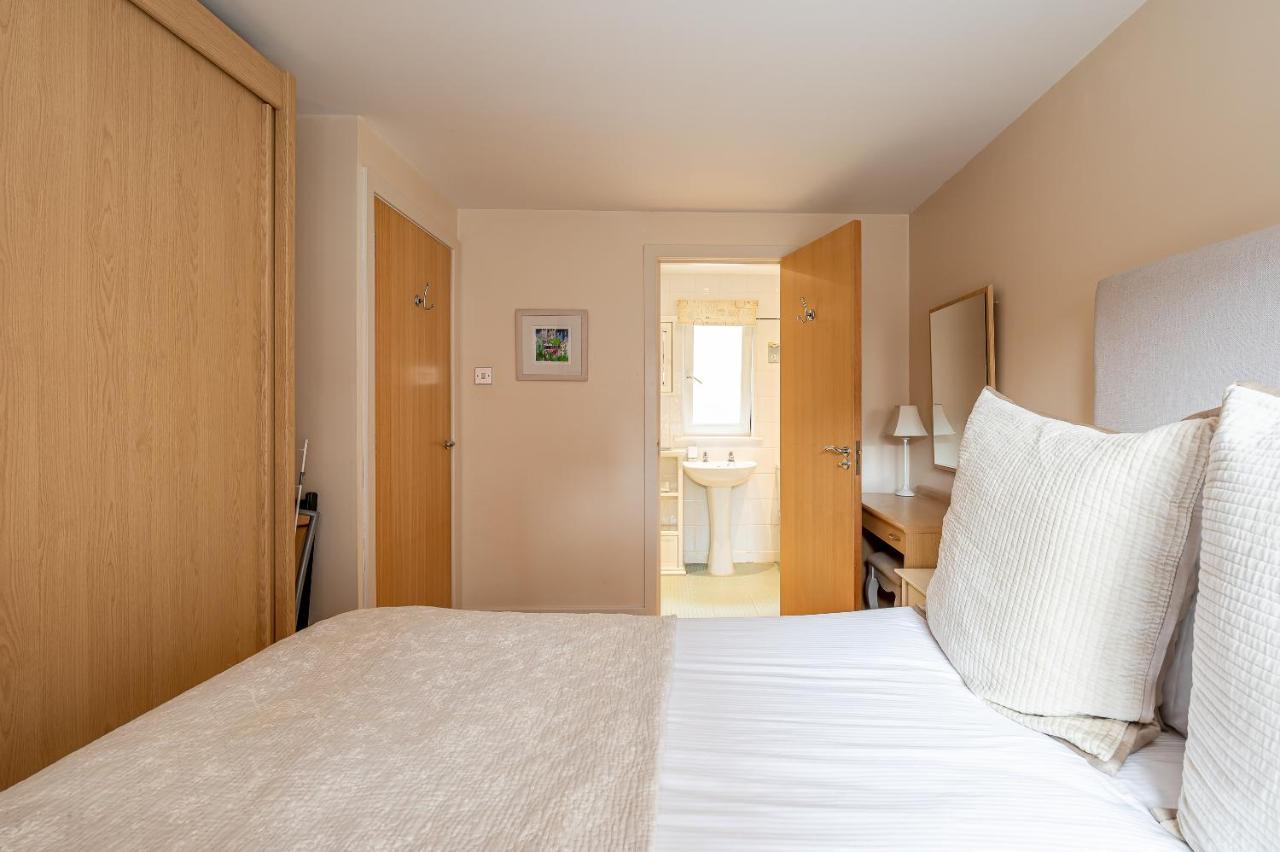 4 Crambeck Court York